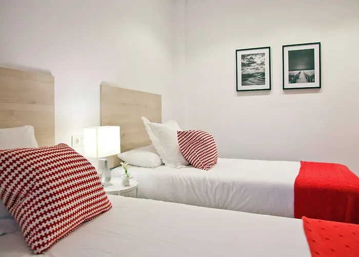 Feelathome Madrid Suites s