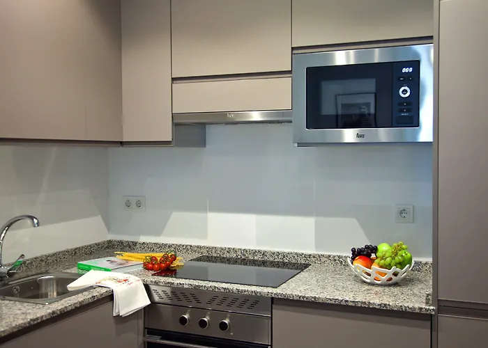 Feelathome Madrid Suites s